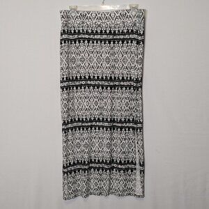 Black & White Print, Stretch Knit Pull-On Straight Maxi Skirt; Size 14W